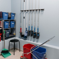 Mops and accessories